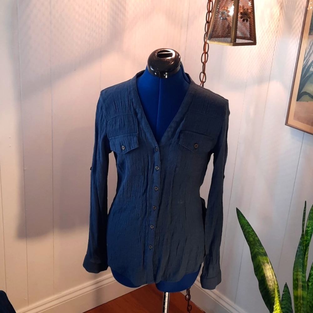 Button down blouse 🎉4 FOR $30🎉